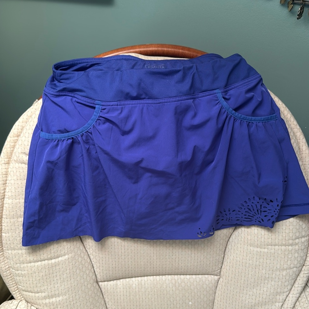 Athleta skirt with shorts